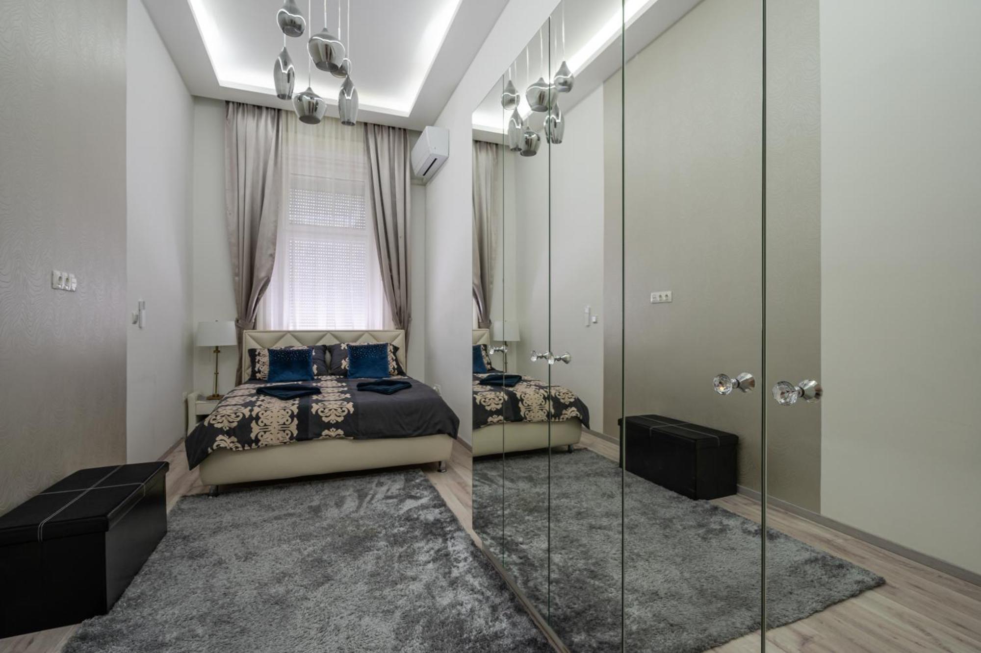 Kiraly 35 Luxury Apartment With Free Parking Budapest Exteriör bild