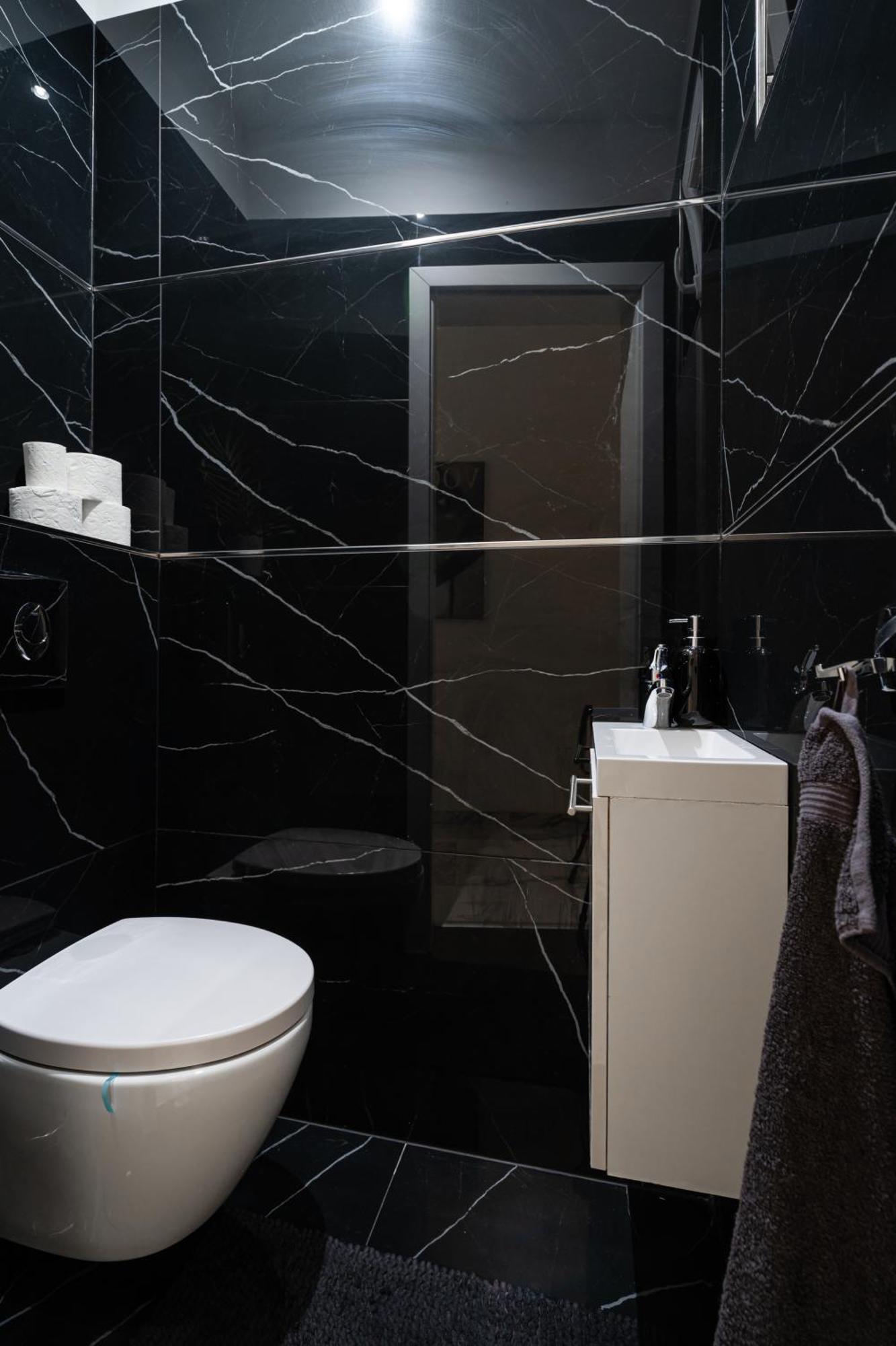 Kiraly 35 Luxury Apartment With Free Parking Budapest Exteriör bild